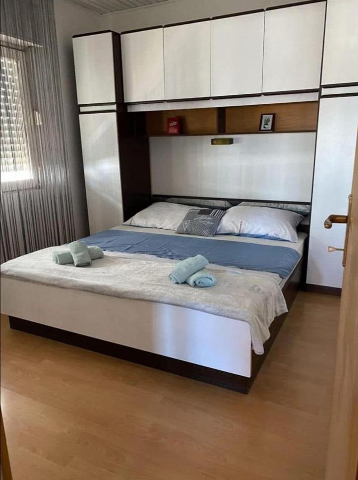 Marsic Apartments & Rooms Baška Voda Extérieur photo